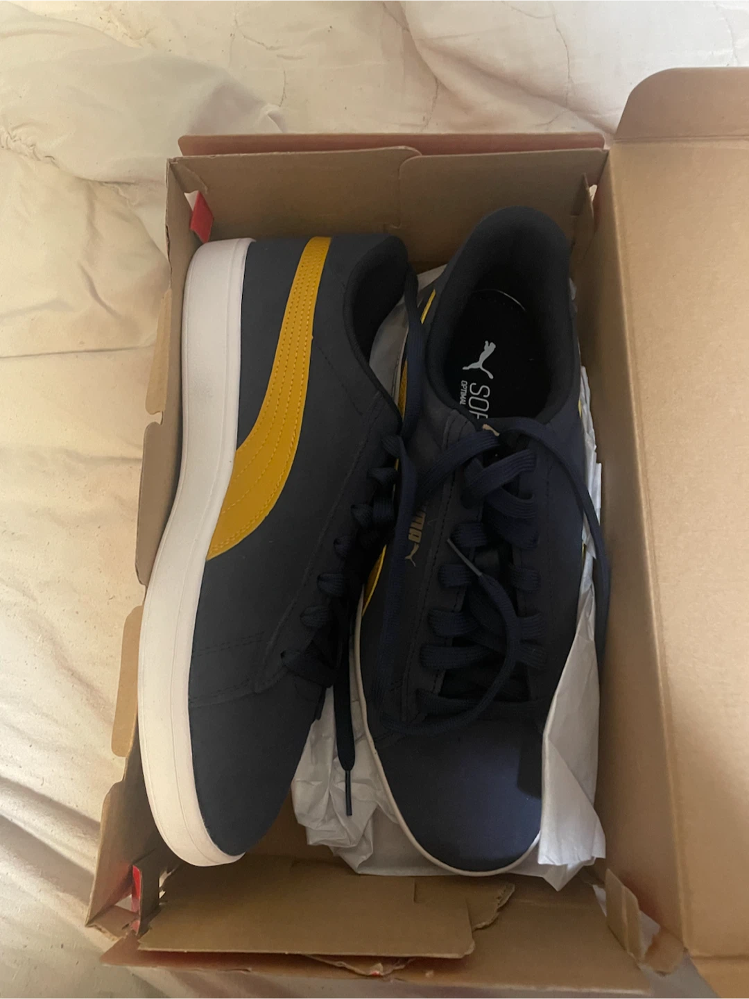 Puma Smash V2 Sneakers Navy and Yellow