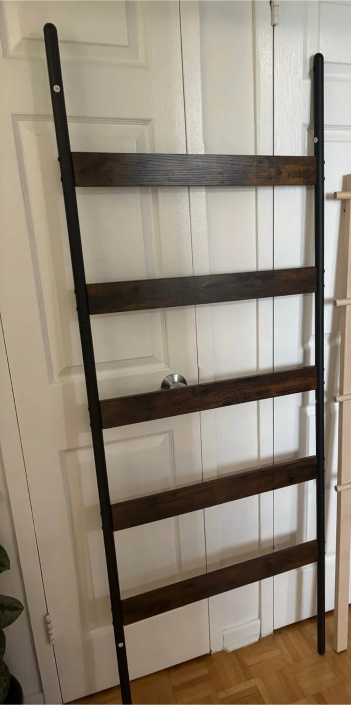 Decorative Blanket Ladder