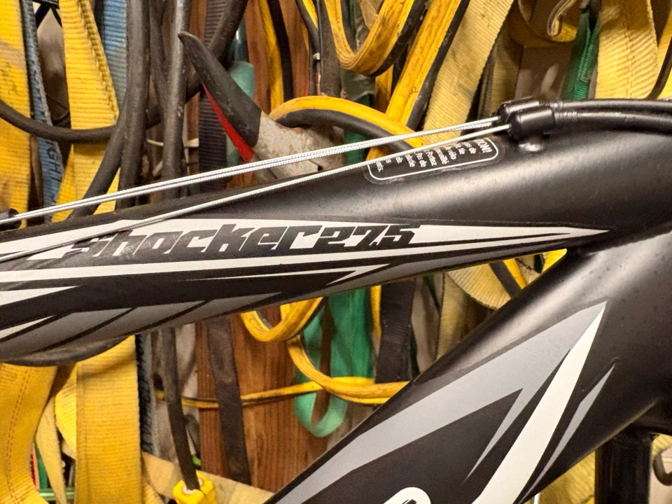 Hyper Shocker 27.5 Mountain Bike - photo 3