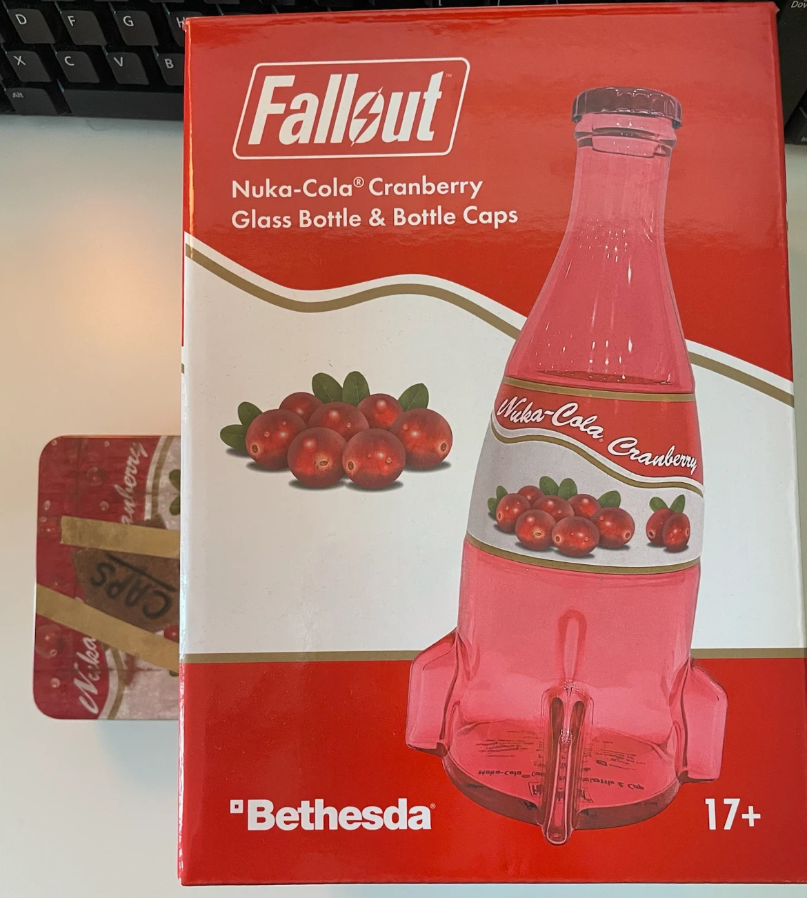 Fallout Bethesda Nuka-Cola Glass Bottle and Cap Sets - photo 3