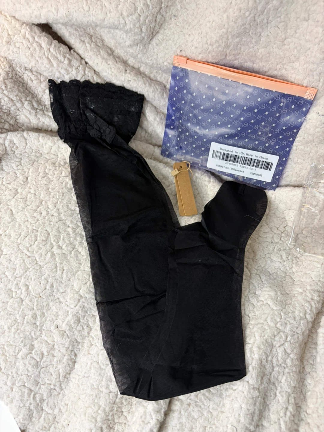 Black Lace Top Stay-Up Stockings - photo 2