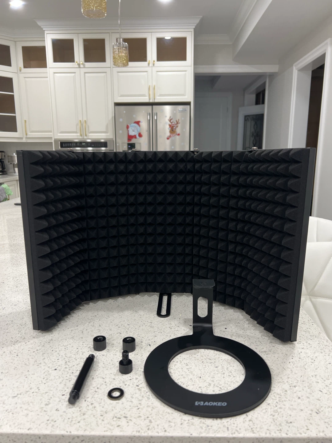 AOKEO Microphone Isolation Shield