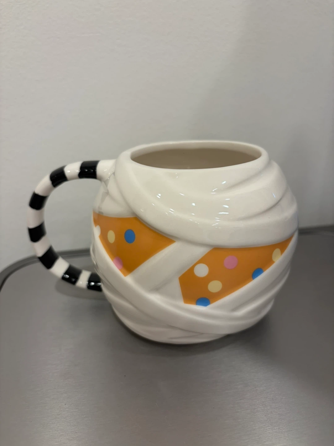 20oz Timbits Mummy Figural Mug - photo 2