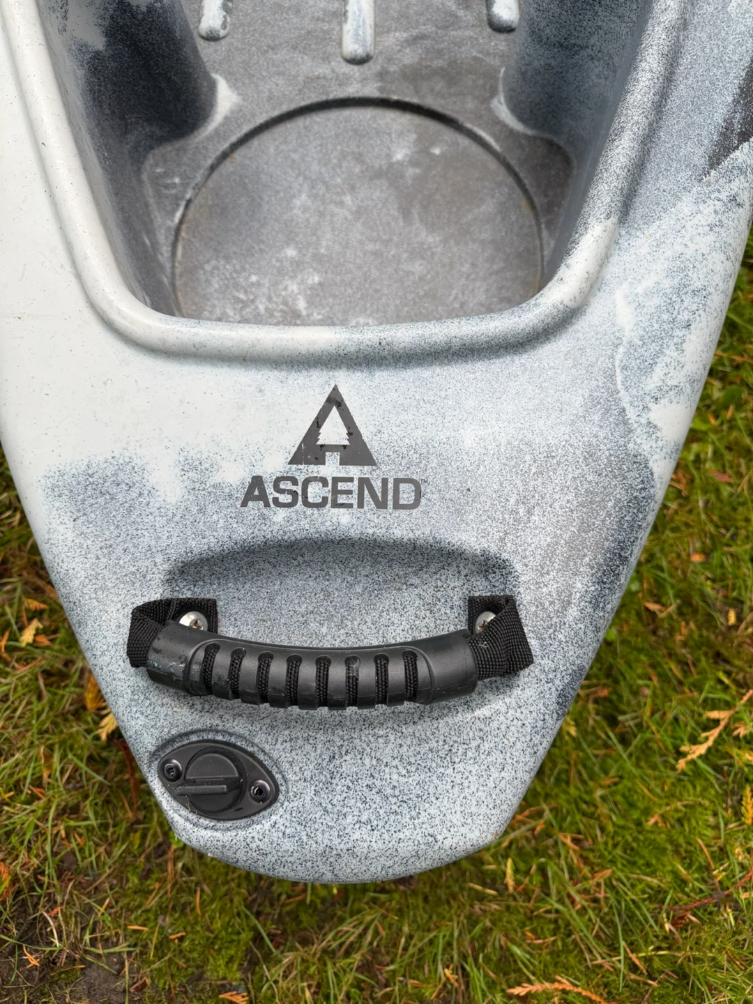 Two Ascend  FS10 Fishing  Kayaks - photo 3