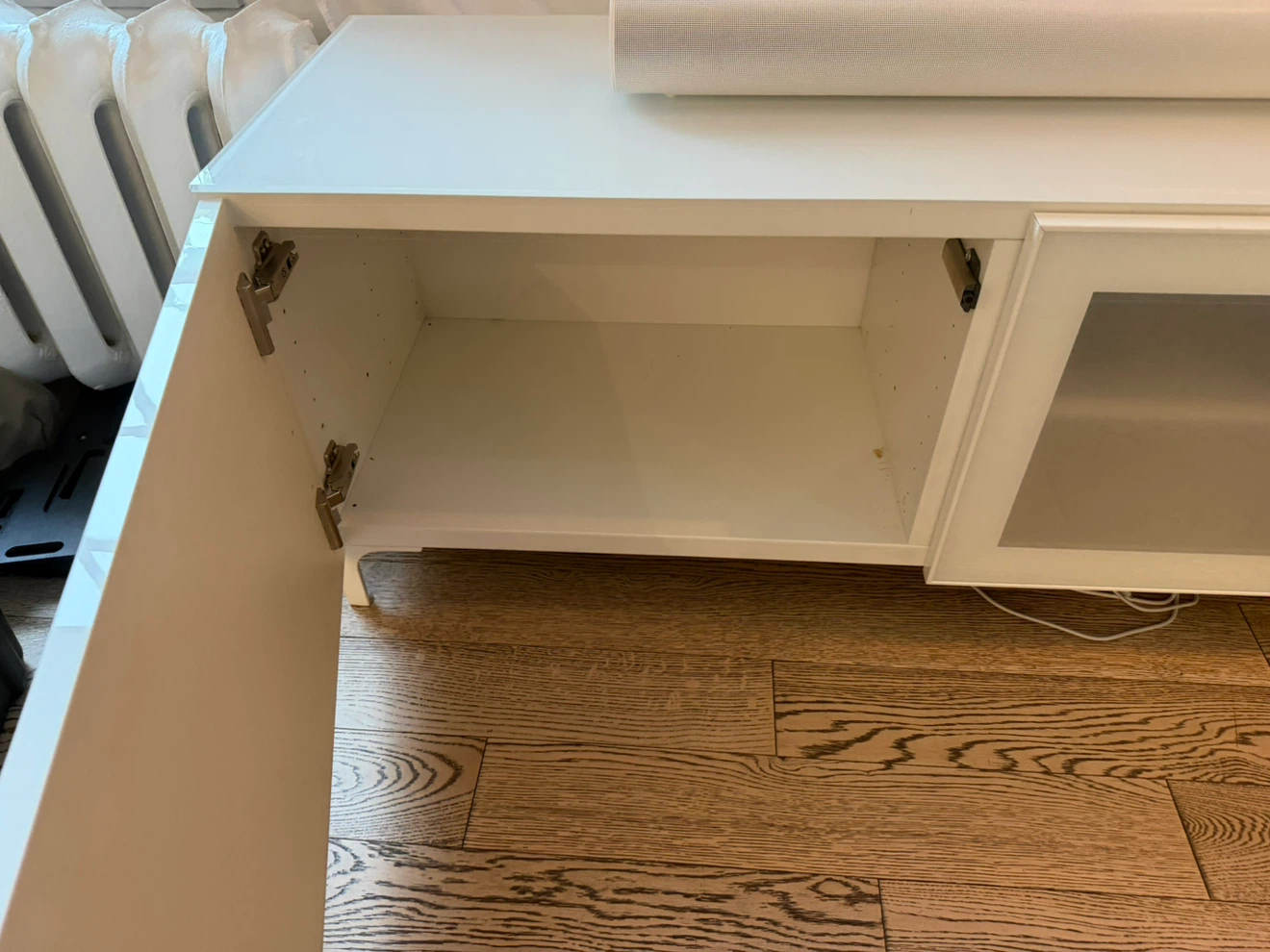 [Moving Sale] IKEA BESTÅ TV Bench – White, 180 cm - photo 2