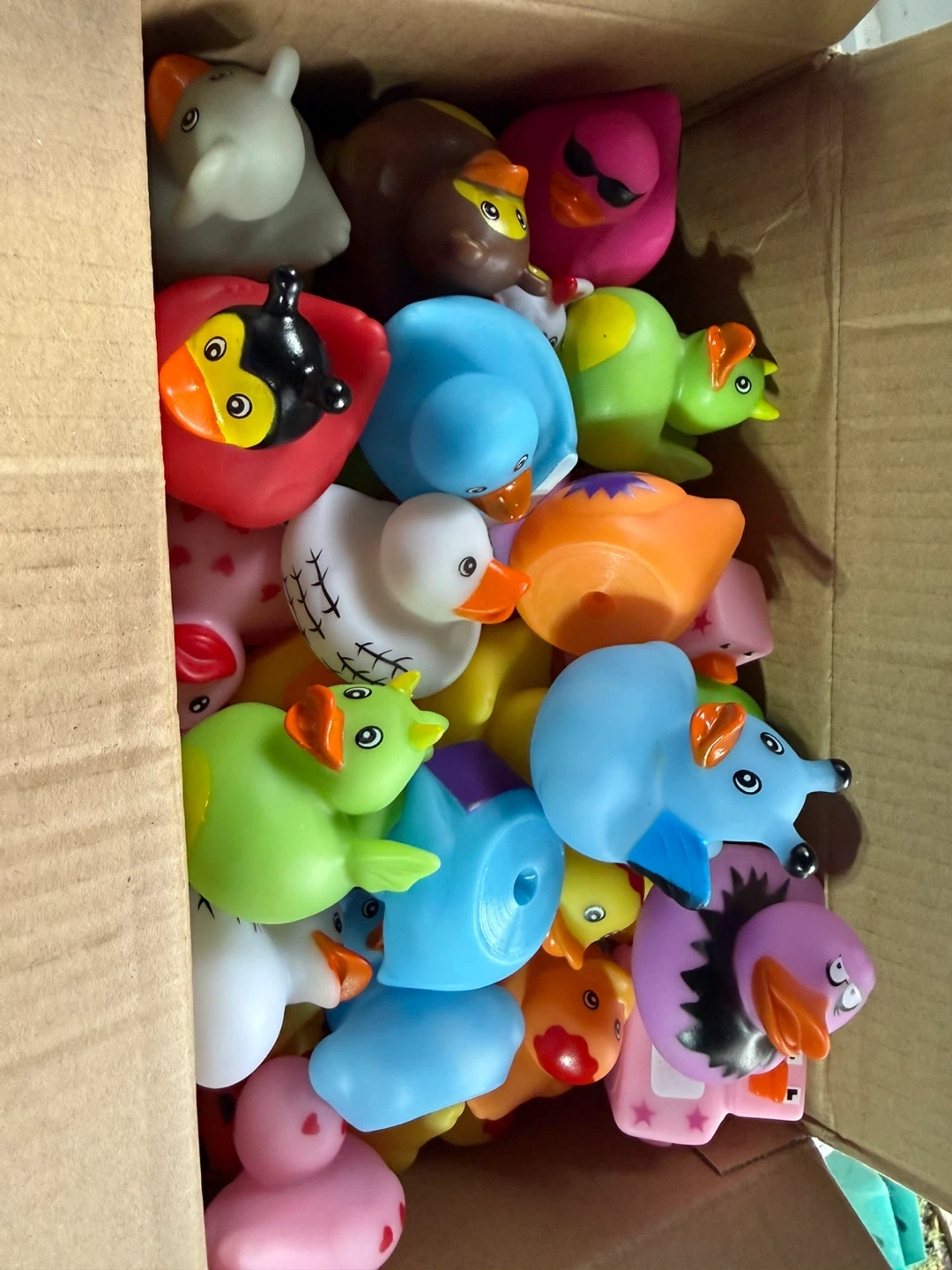 100 Assorted Rubber Duck Collection