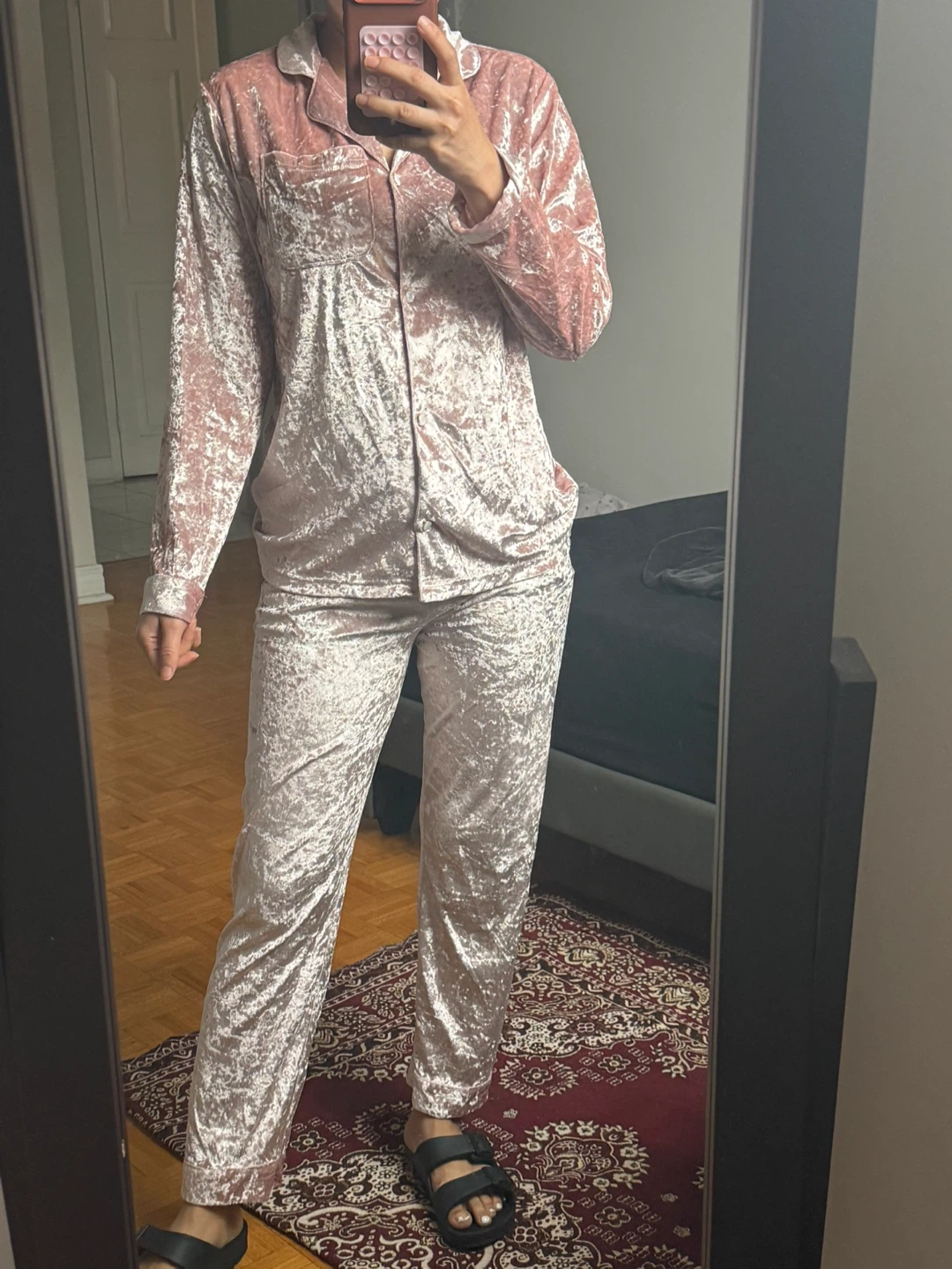 Pink Crushed Velvet Pajama Set - photo 2