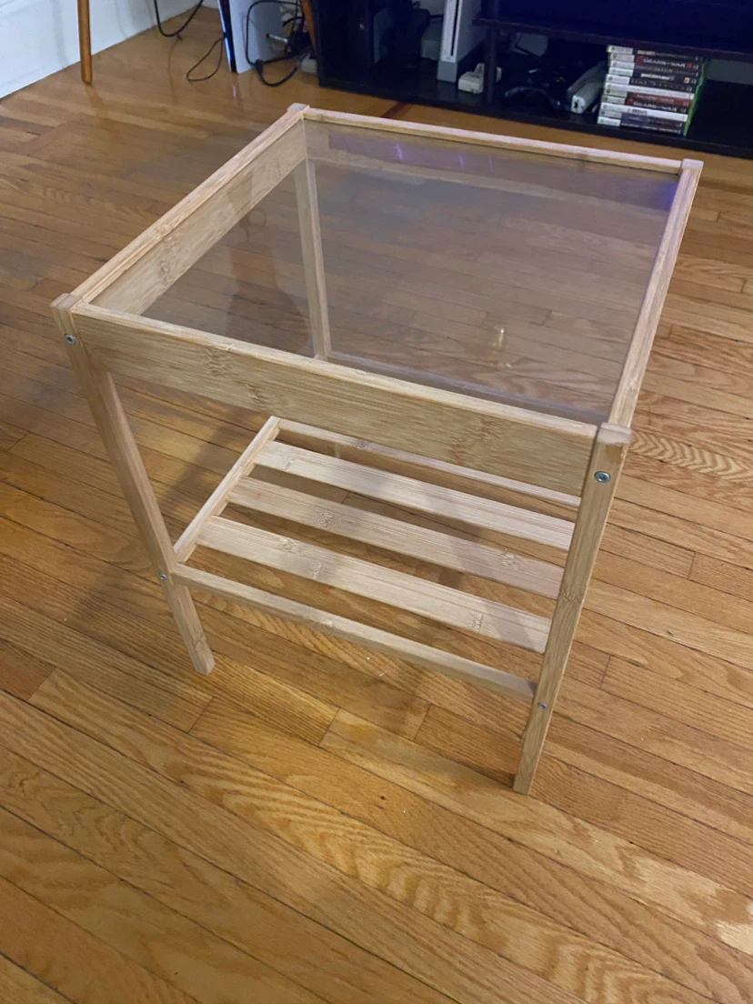 Bamboo side table with glass top - photo 3