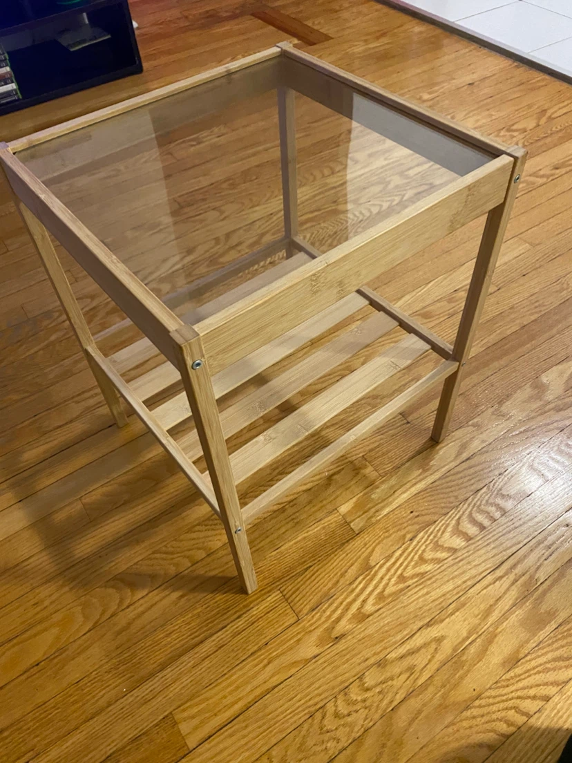 Bamboo side table with glass top - photo 4