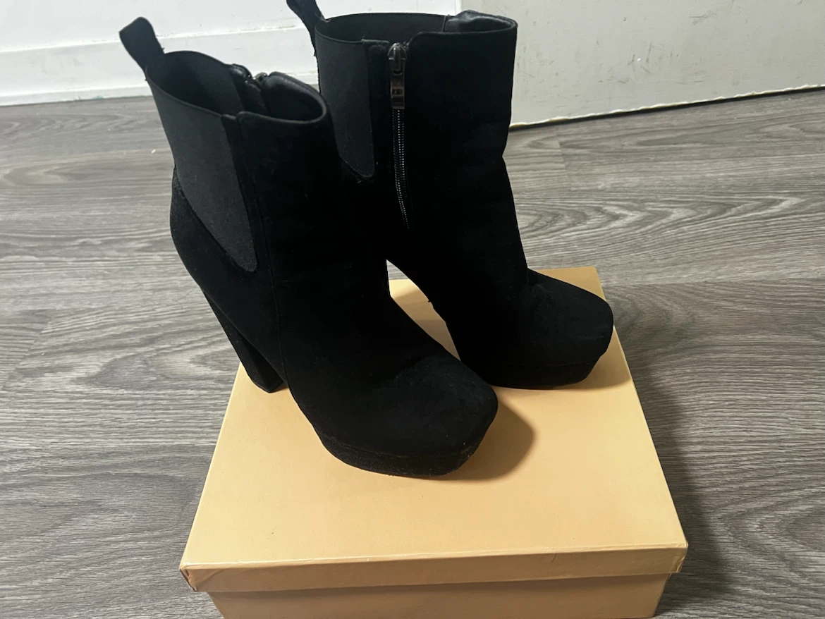 Simmi London Taylor-2 Black Suede Platform Ankle Boots - photo 2