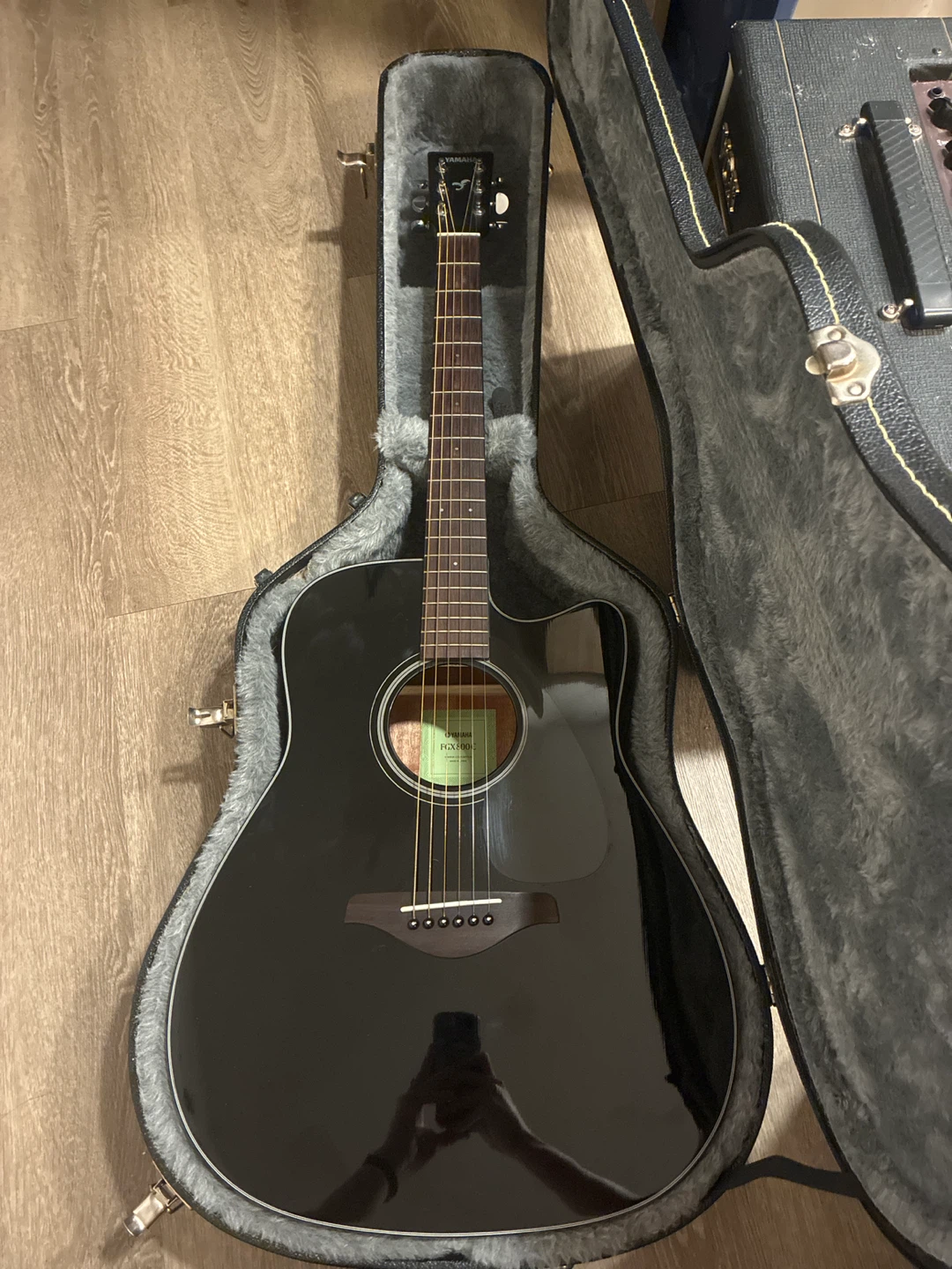 Yamaha FGX800C Guitar with Vox Amp Bundle - photo 3