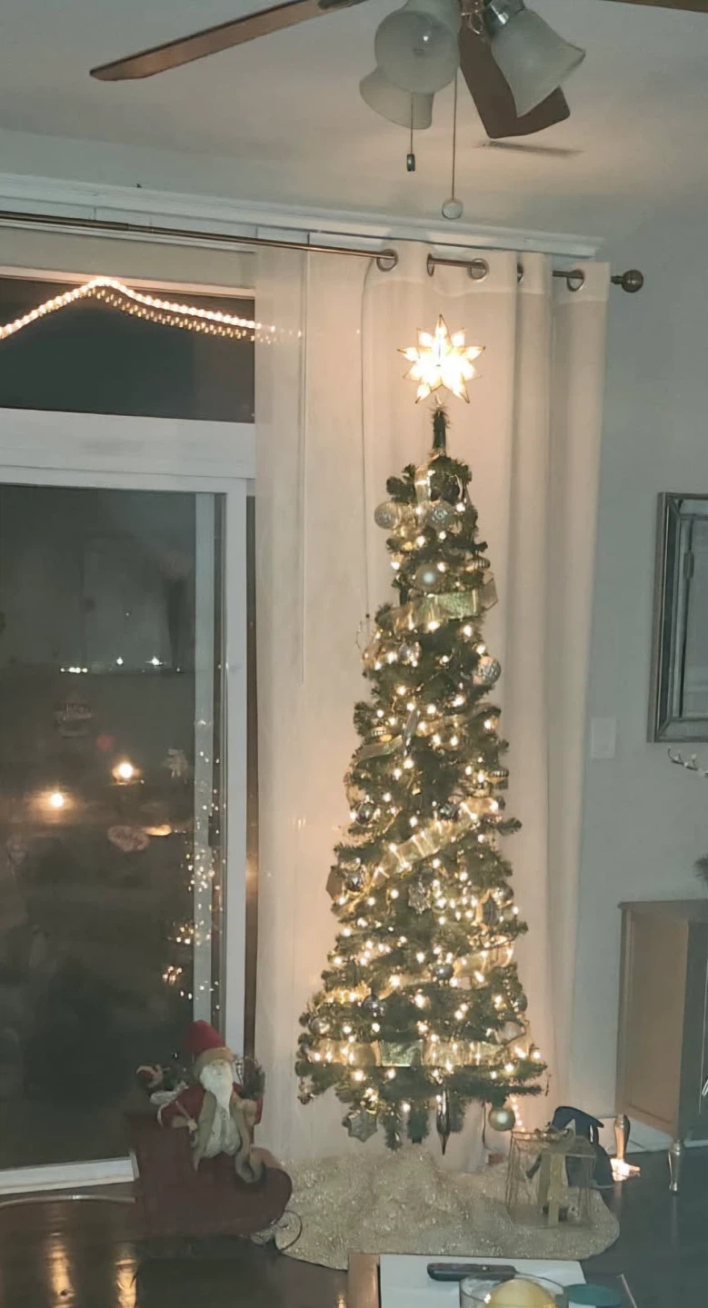 7ft Christmas Tree