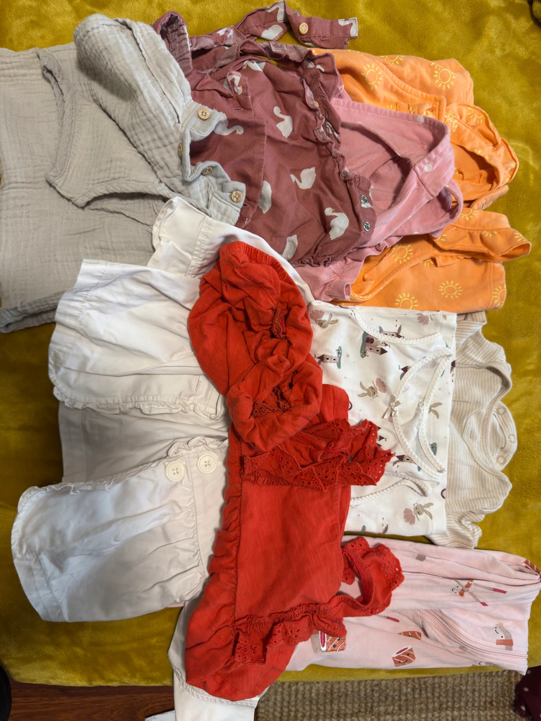 Assorted toddler Clothing Bundle