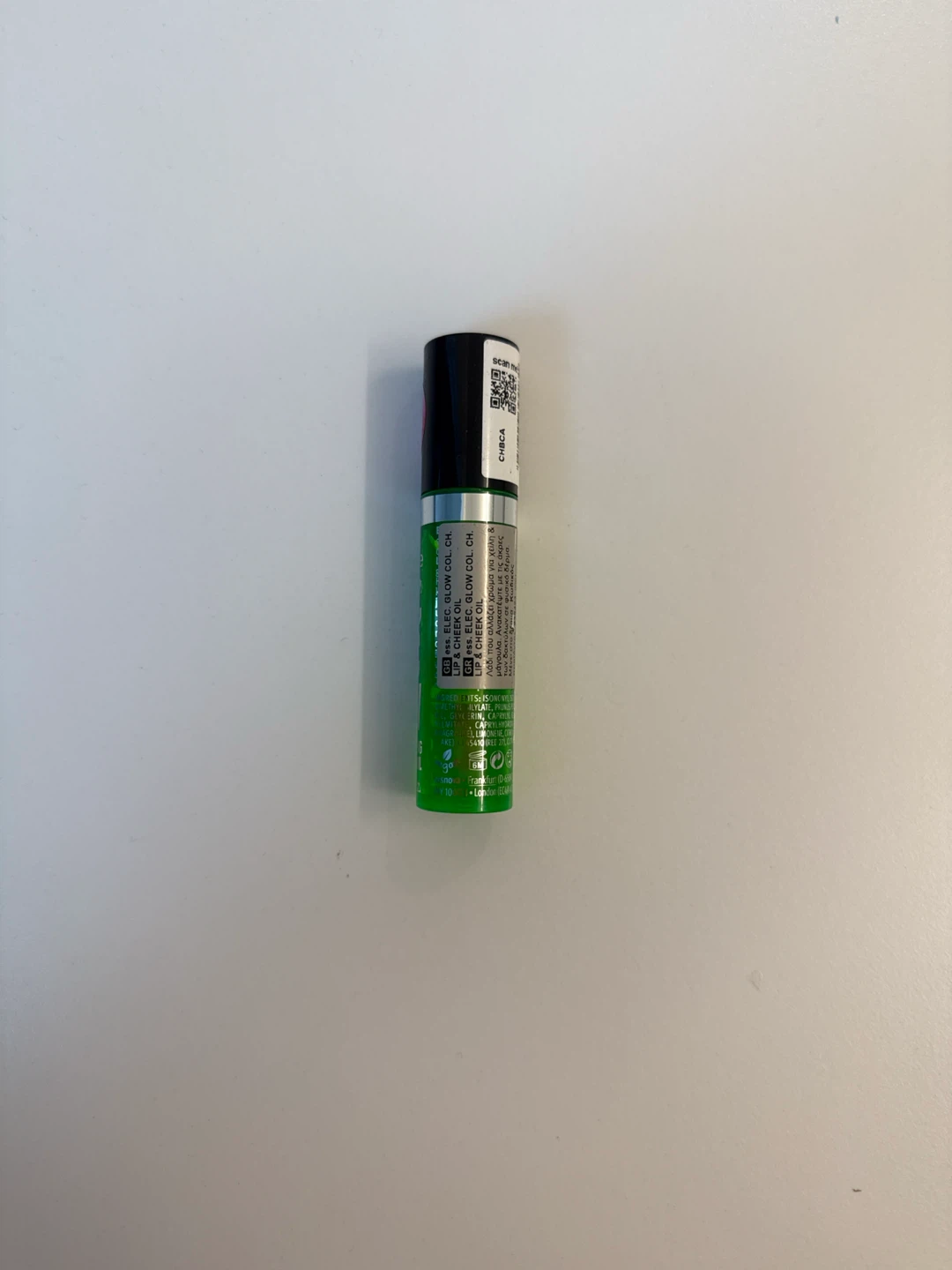 Essence Electric Glow Colour Changing Lip & Cheek Oil - photo 2