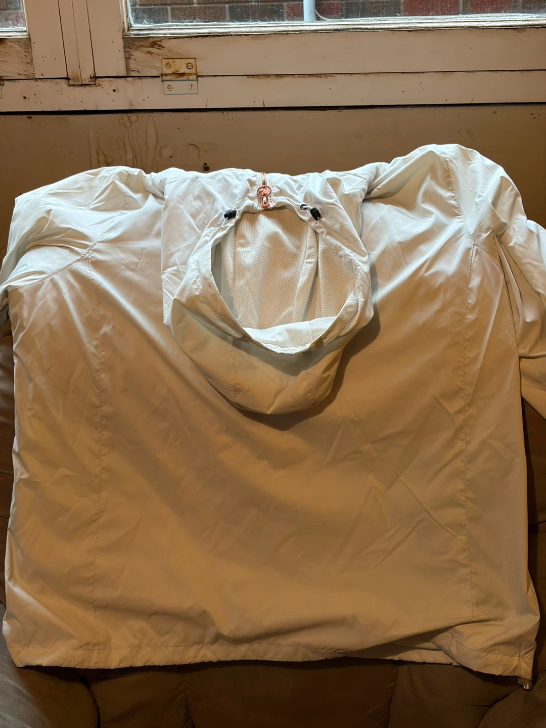New Balance 3X White Lightweight Windbreaker - photo 4