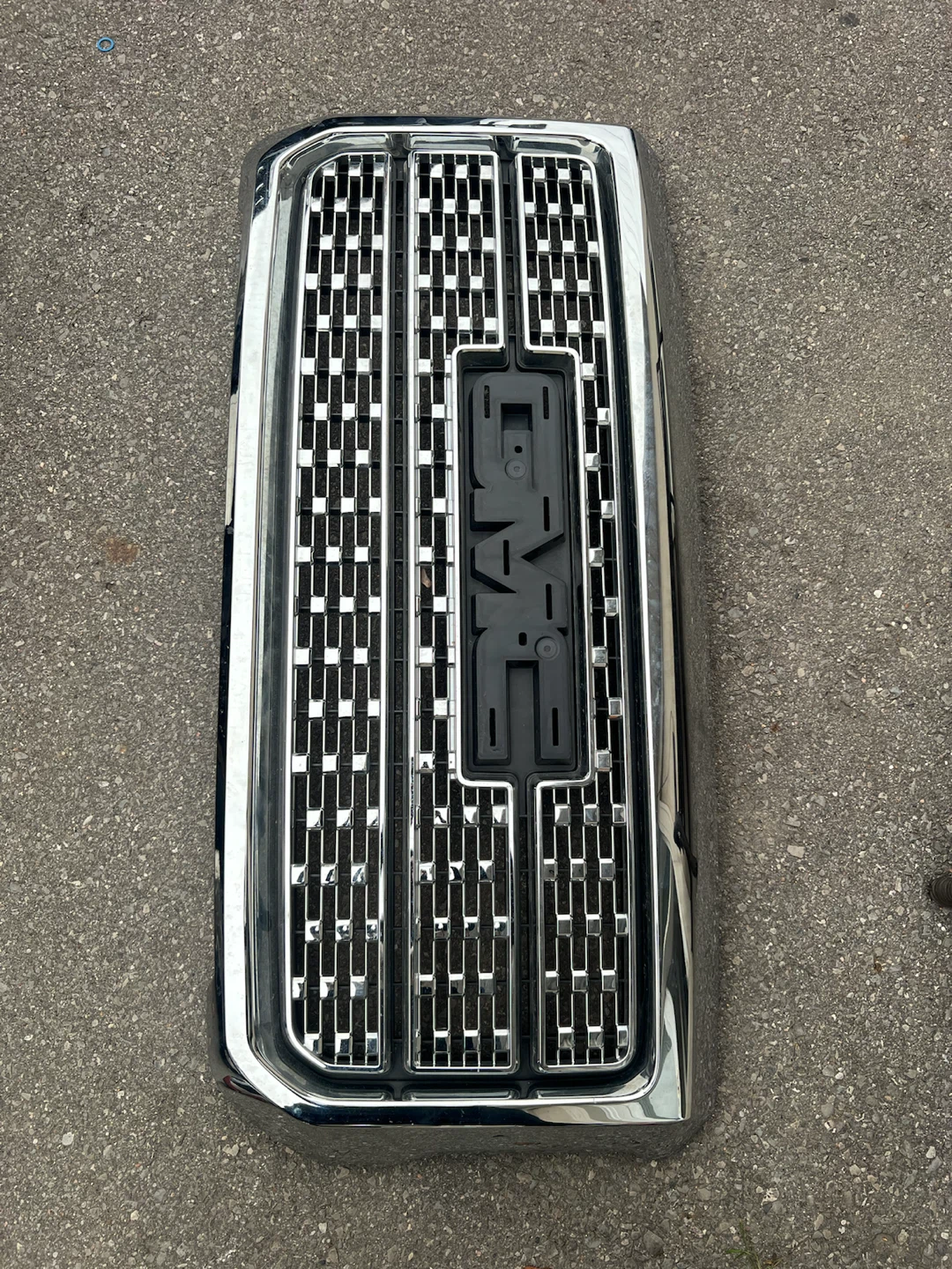 GMC Denali Grille - photo 2