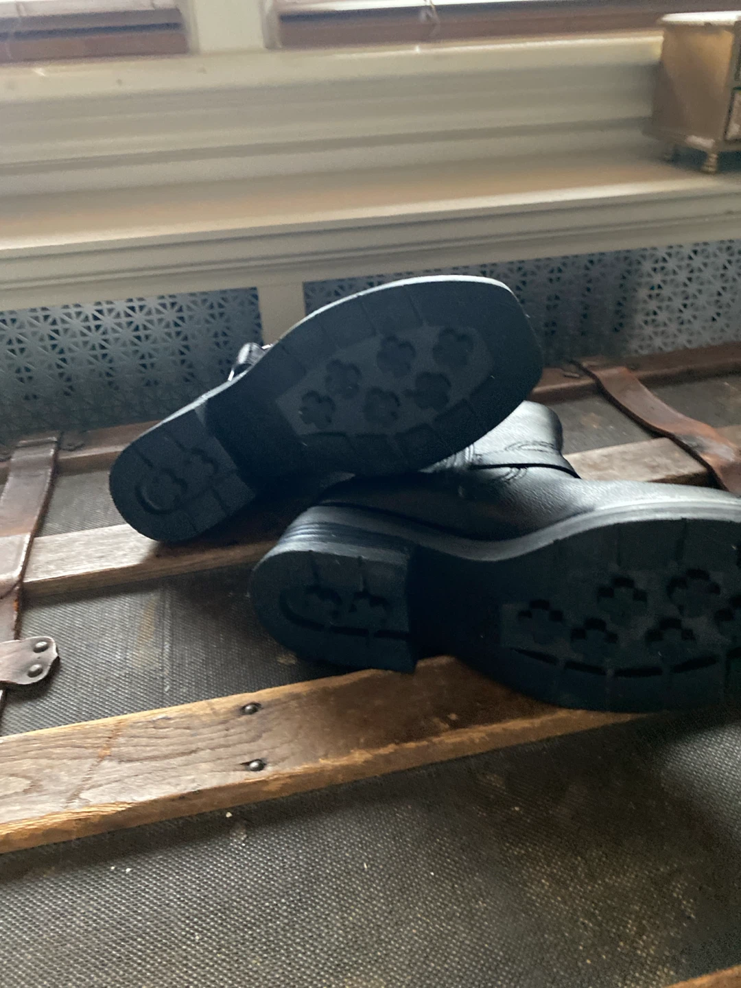Clarks Black Leather Buckle Boots - photo 3