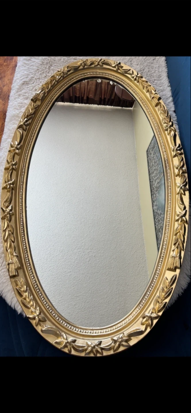 Vintage Style Oval Gold Wall Mirror - photo 3