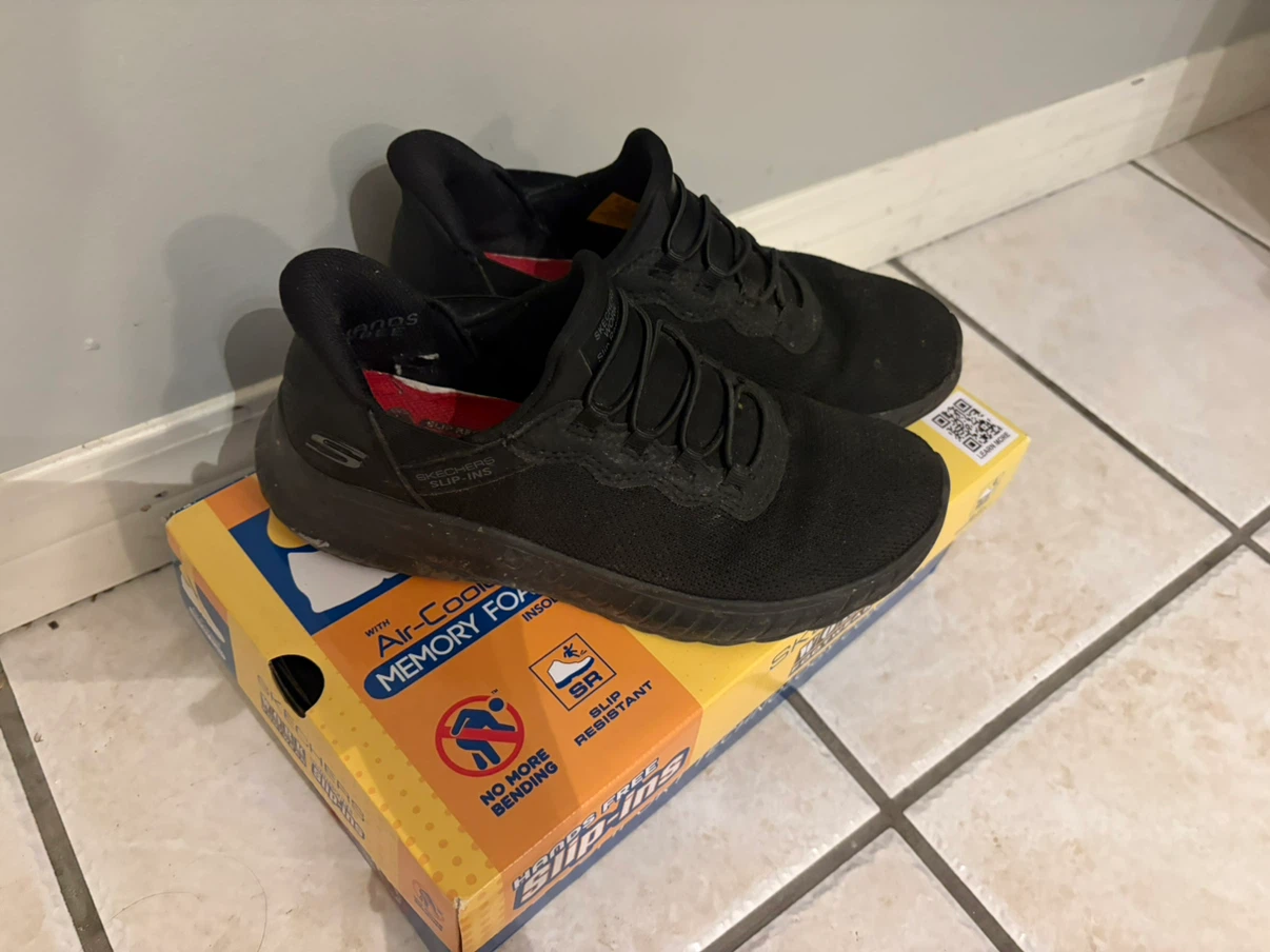 Skechers Women’s Work Shoes – Slip-Resistant – Size US 6.5