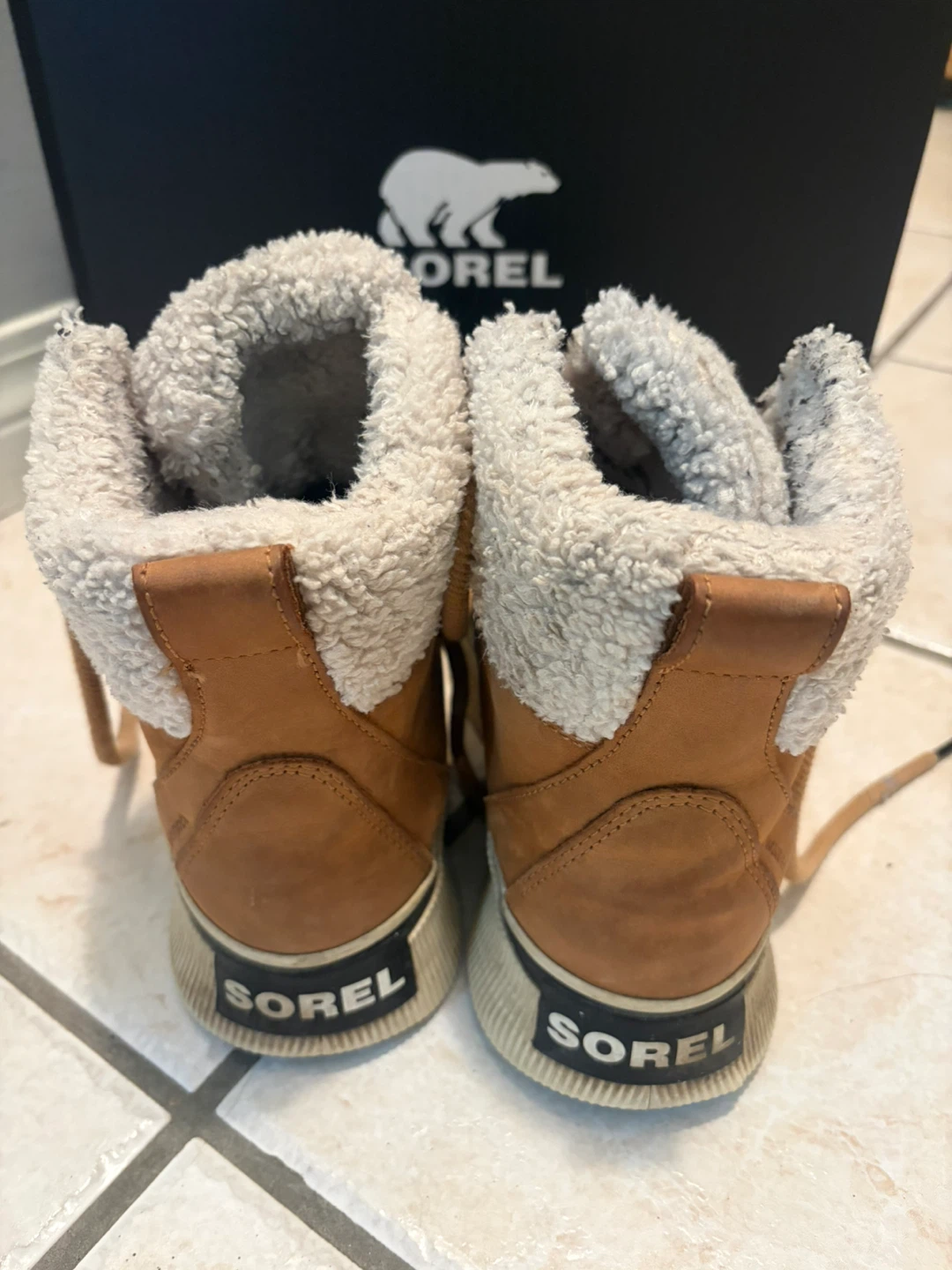 Sorel Women’s Waterproof Winter Boots – Size 8 - photo 4