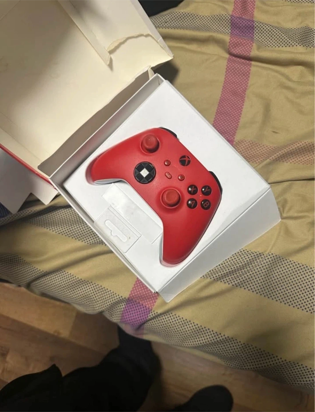 Xbox Wireless Controller Pulse Red