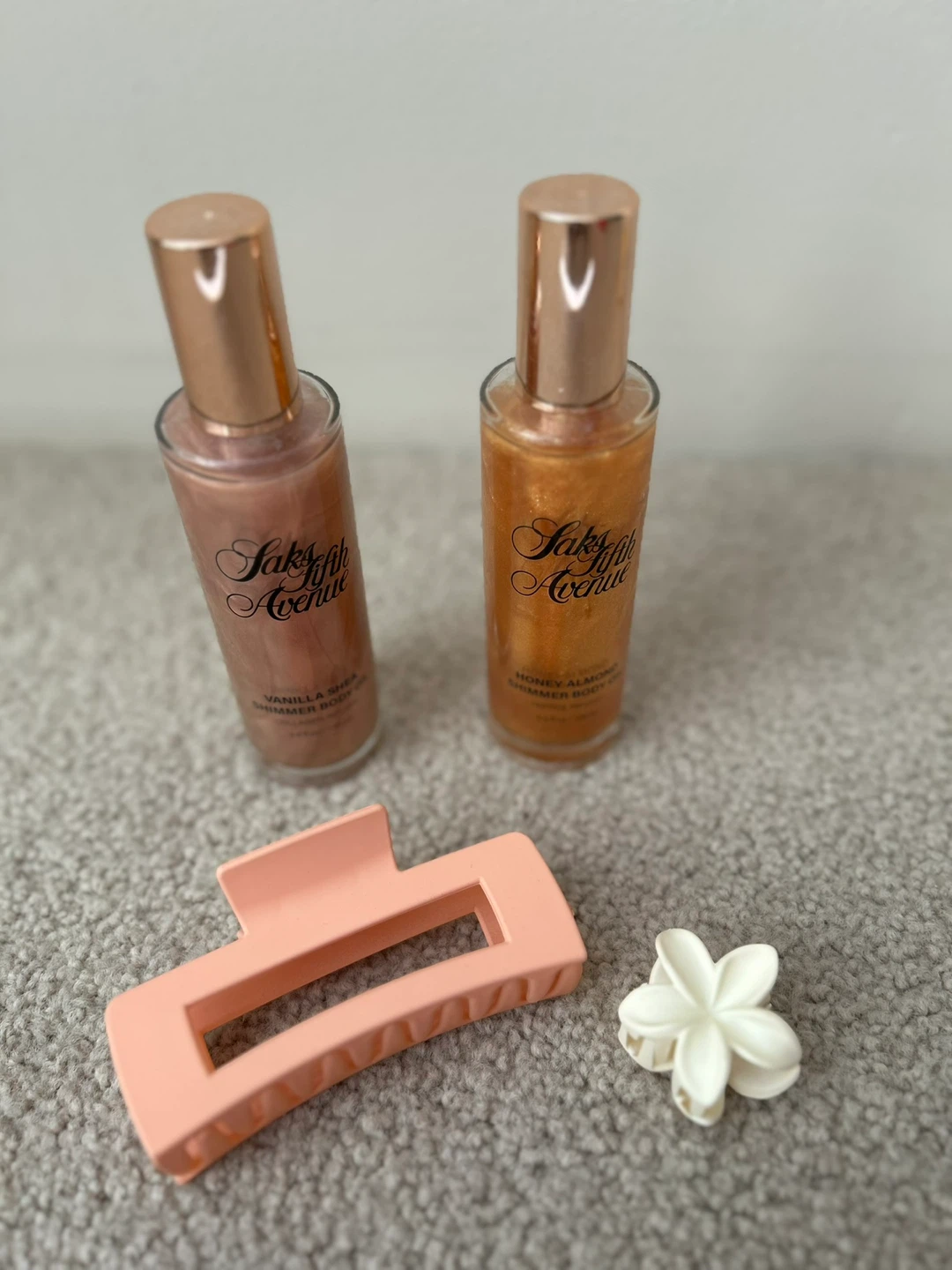Saks Fifth Avenue Shimmer Body Oil Set and Hair Clips
