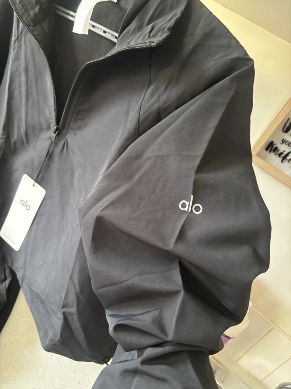 Alo Yoga Cropped 1/4 Zip Alumni Pullover - photo 2