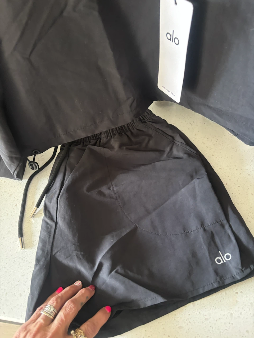Alo Yoga High-Waist Socialite Short and Pullover Set - photo 2