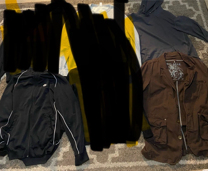 Take everything for 150, clothes - photo 2