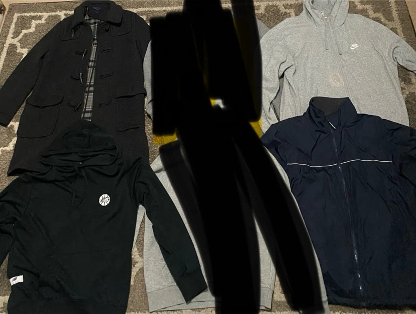 Take everything for 150, clothes - photo 4