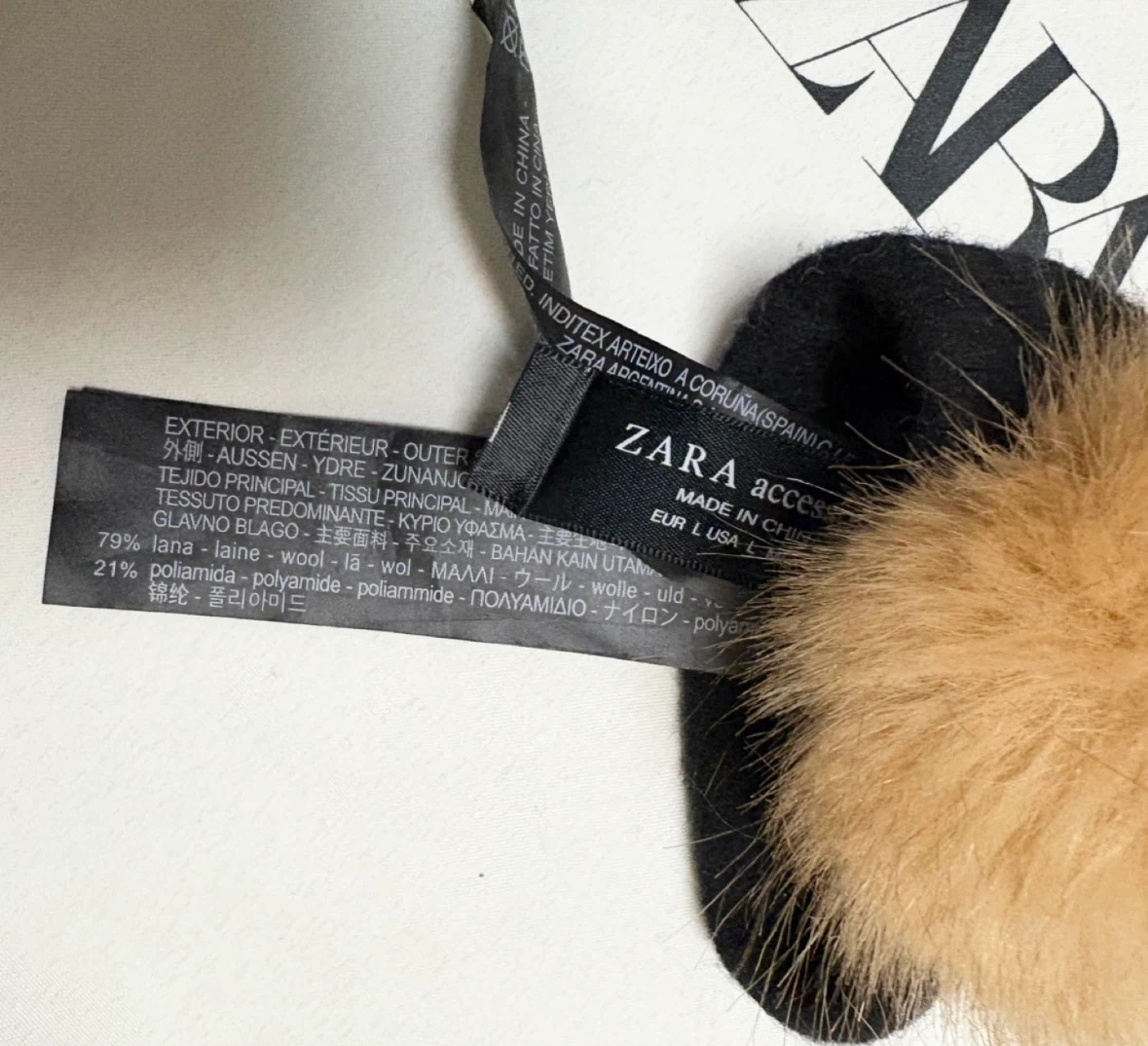 ZARA Women's Black Wool Blend Gloves with Pom-Poms - photo 2