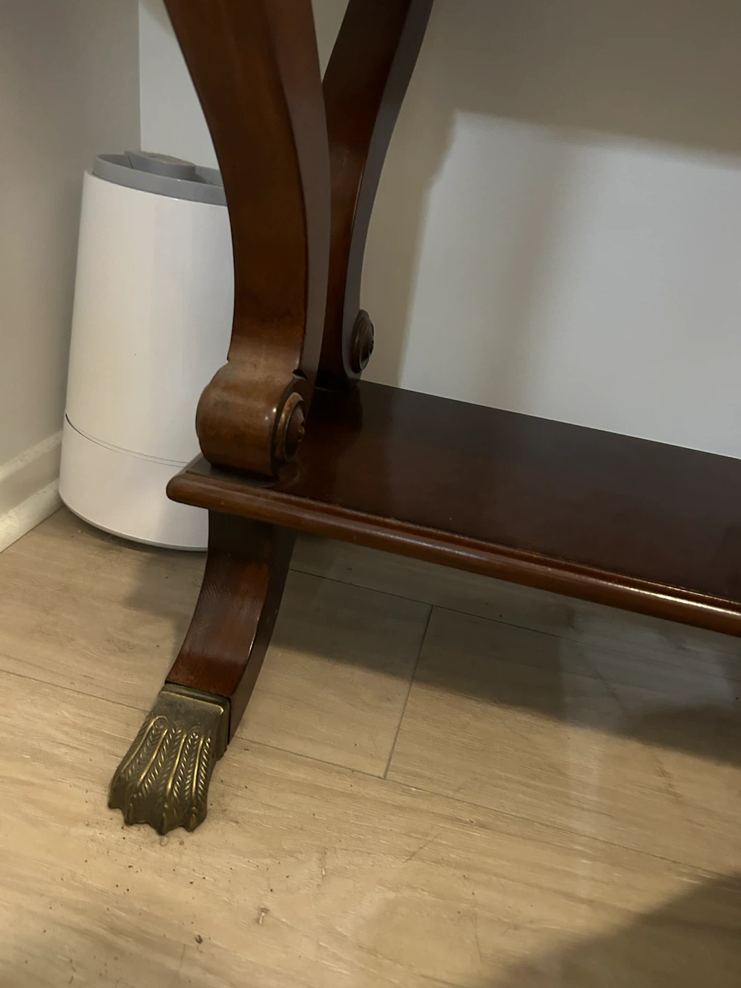 Table wood ( don’t know what type of wood)