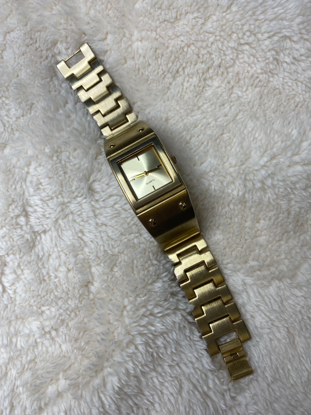 Gold-tone Quartz Bracelet Watch