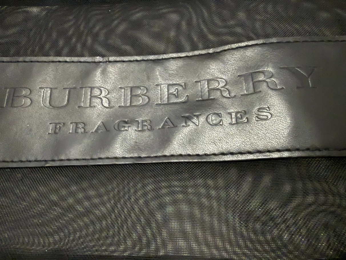 Burberry Fragrances Mesh Wristlet Pouch - photo 3