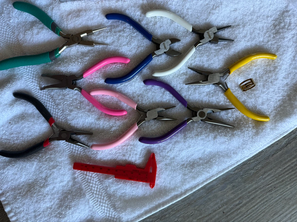 Massive jewelry making supplies - photo 4