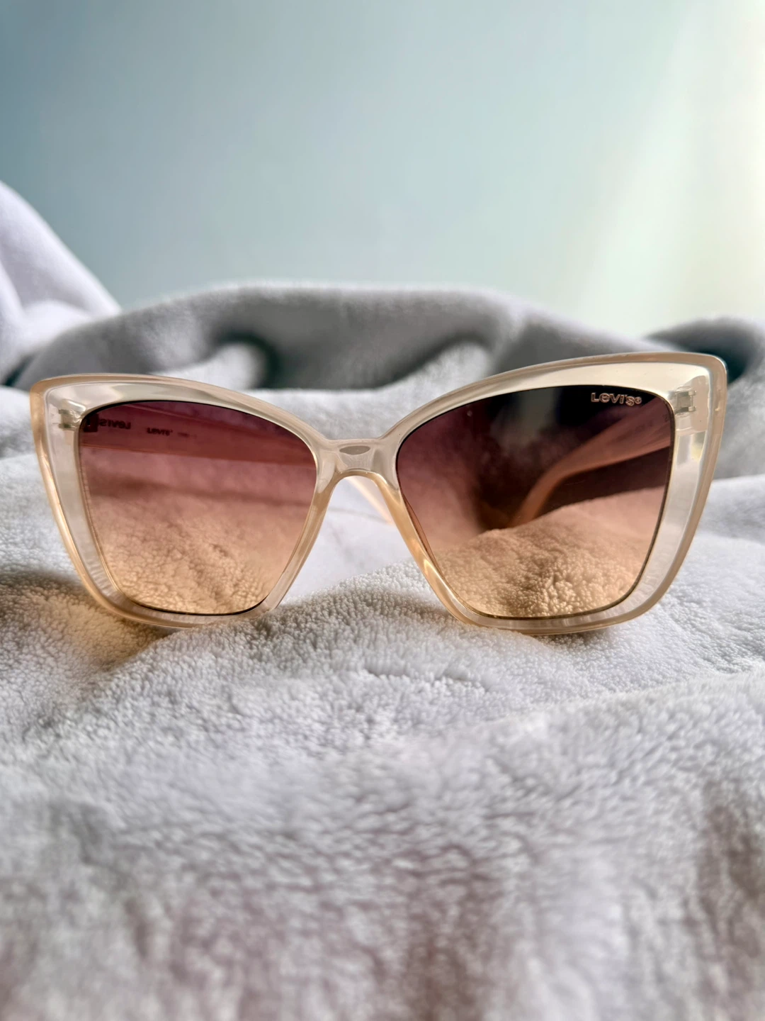 Levi's Cat-Eye Sunglasses