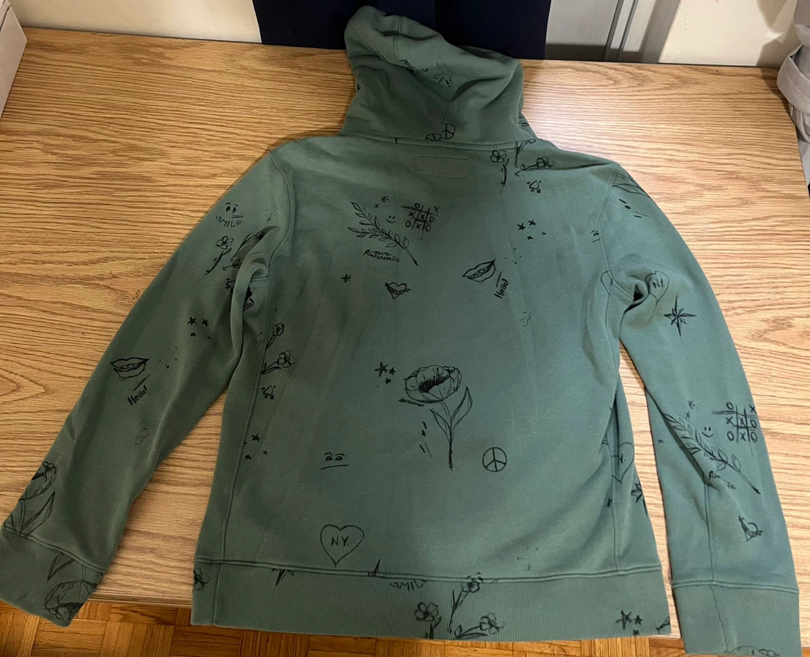 Abercrombie & Fitch Printed Hoodie - photo 2
