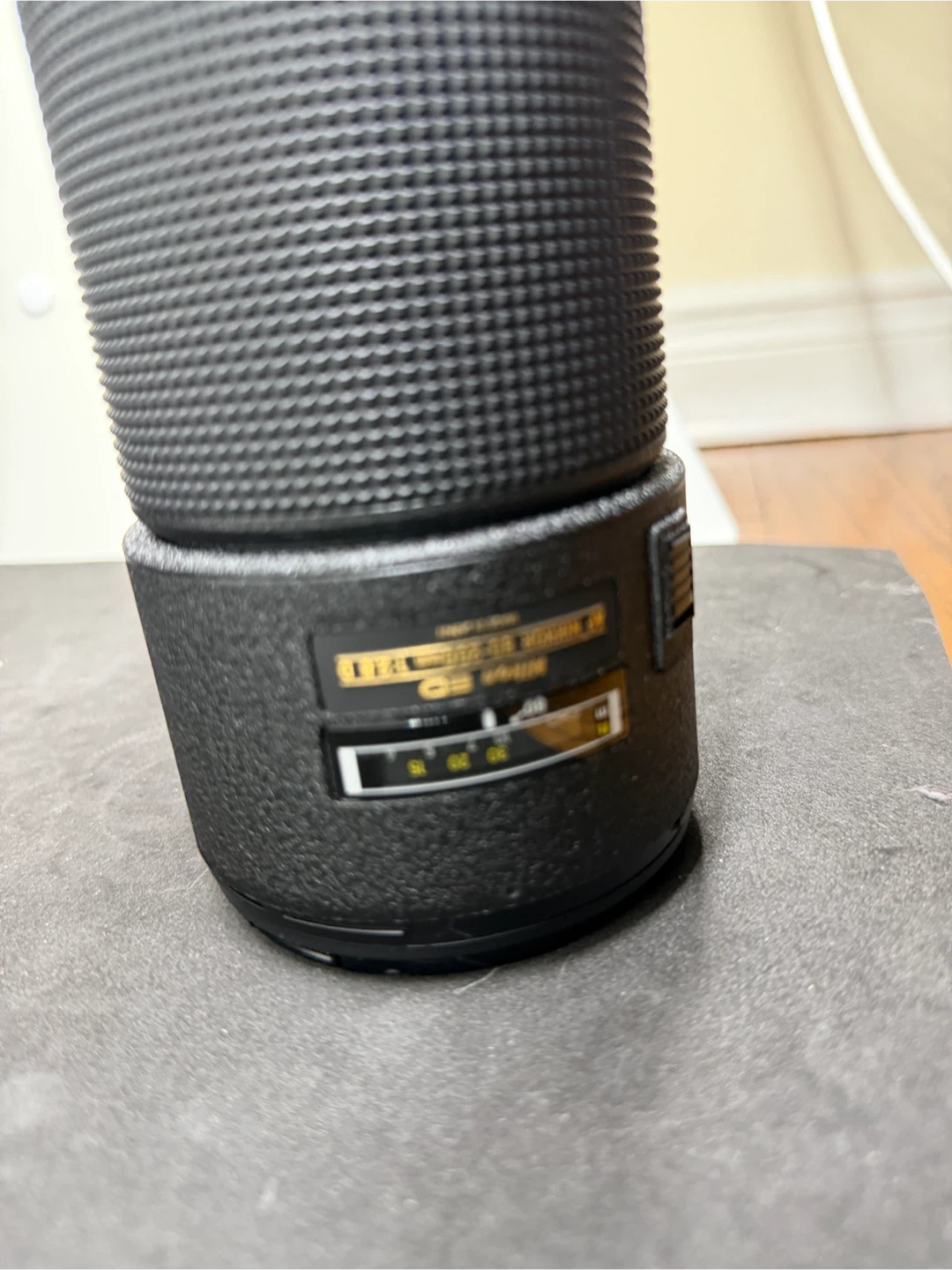 Nikon AF Nikkor 80-200mm f/2.8 Lens