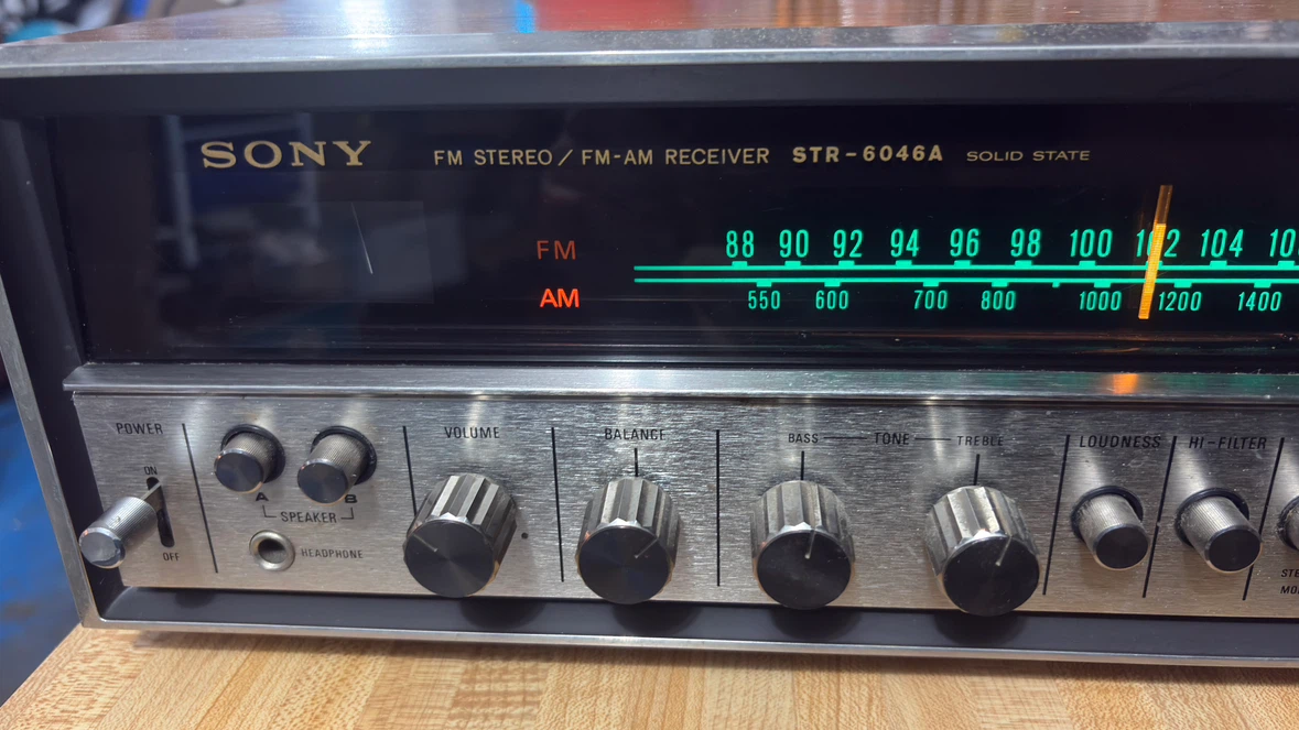 Vintage 1970s Sony STR-6046A Stereo Receiver - photo 3