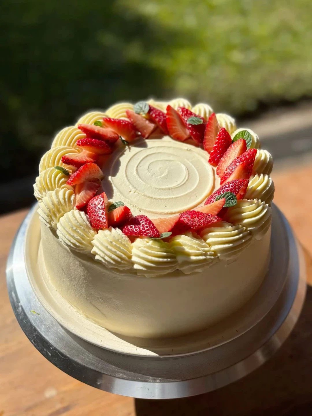 strawberry vanilla cake