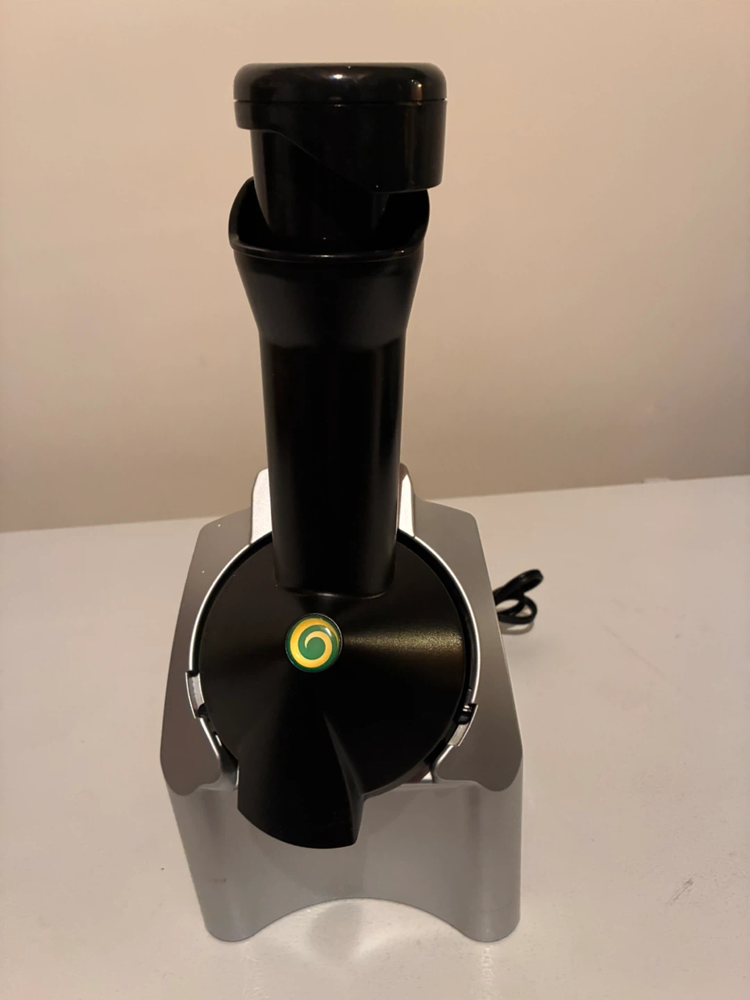 Yonanas Soft Serve Frozen Dessert Maker - photo 2