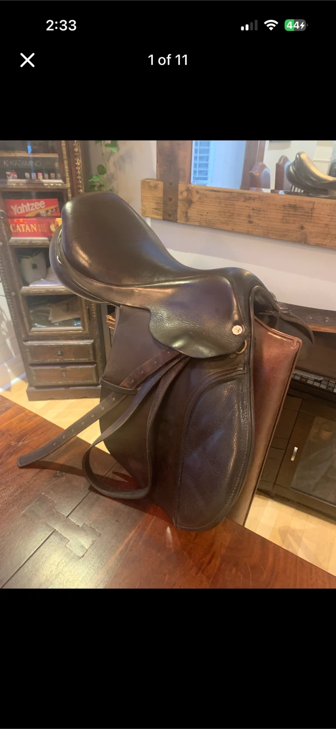 Barnsby Close Contact Saddle by Schleese Saddlery – 17”