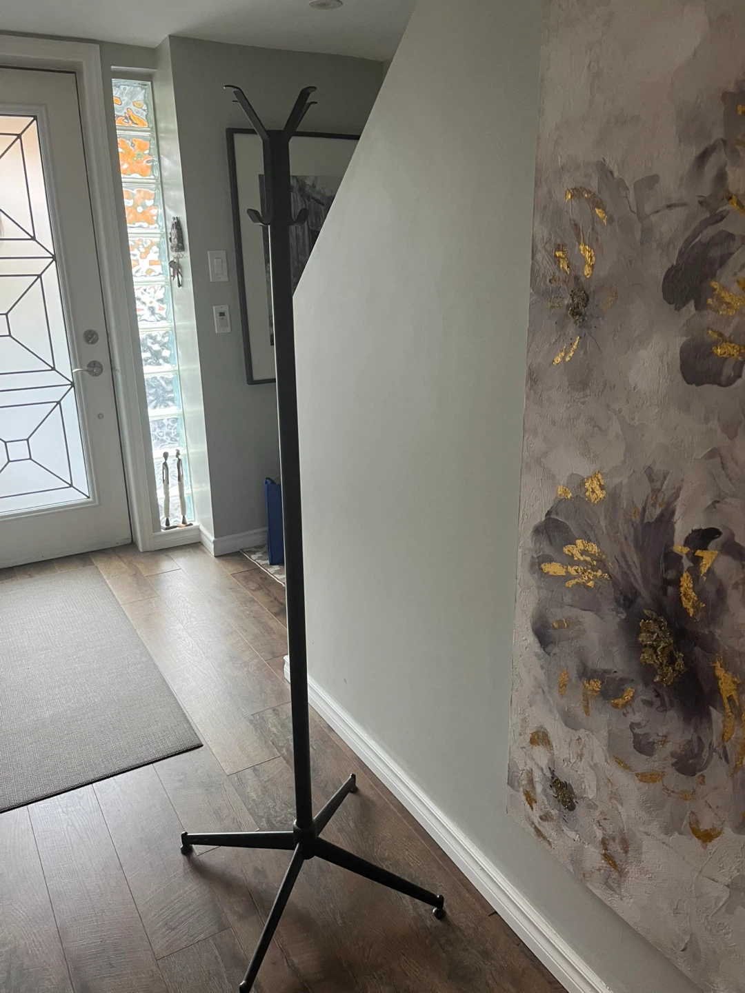 Black Metal Coat Stand 63 inches tall
