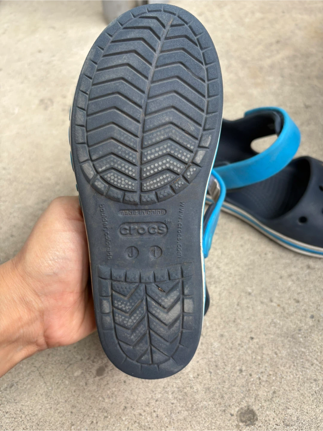 Crocs Sandals Navy and Blue Size J1 - photo 2