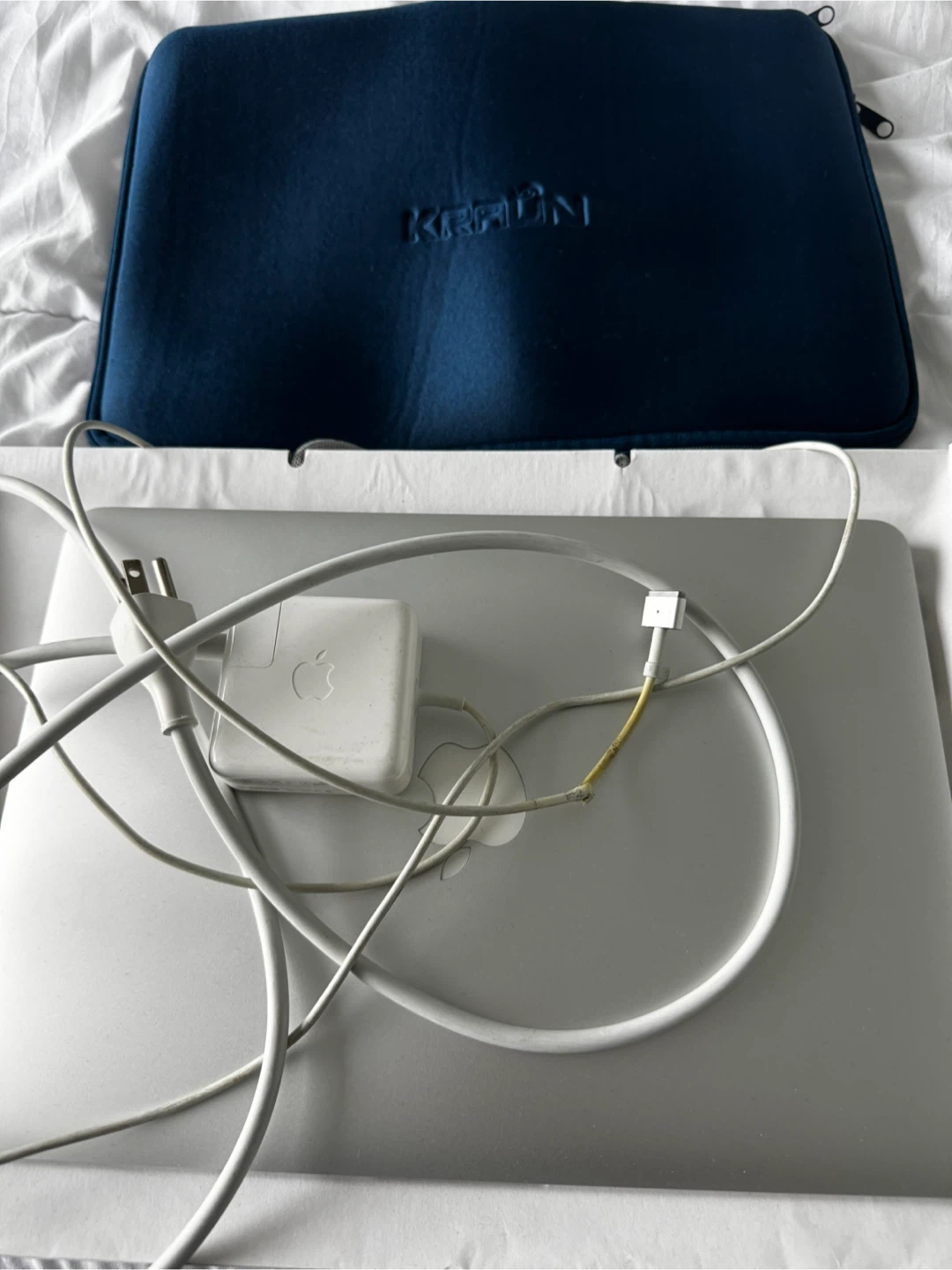 Apple MacBook Air laptop - photo 4