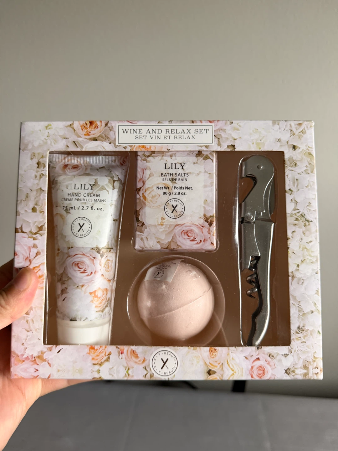 Lily Wine and Relax Set