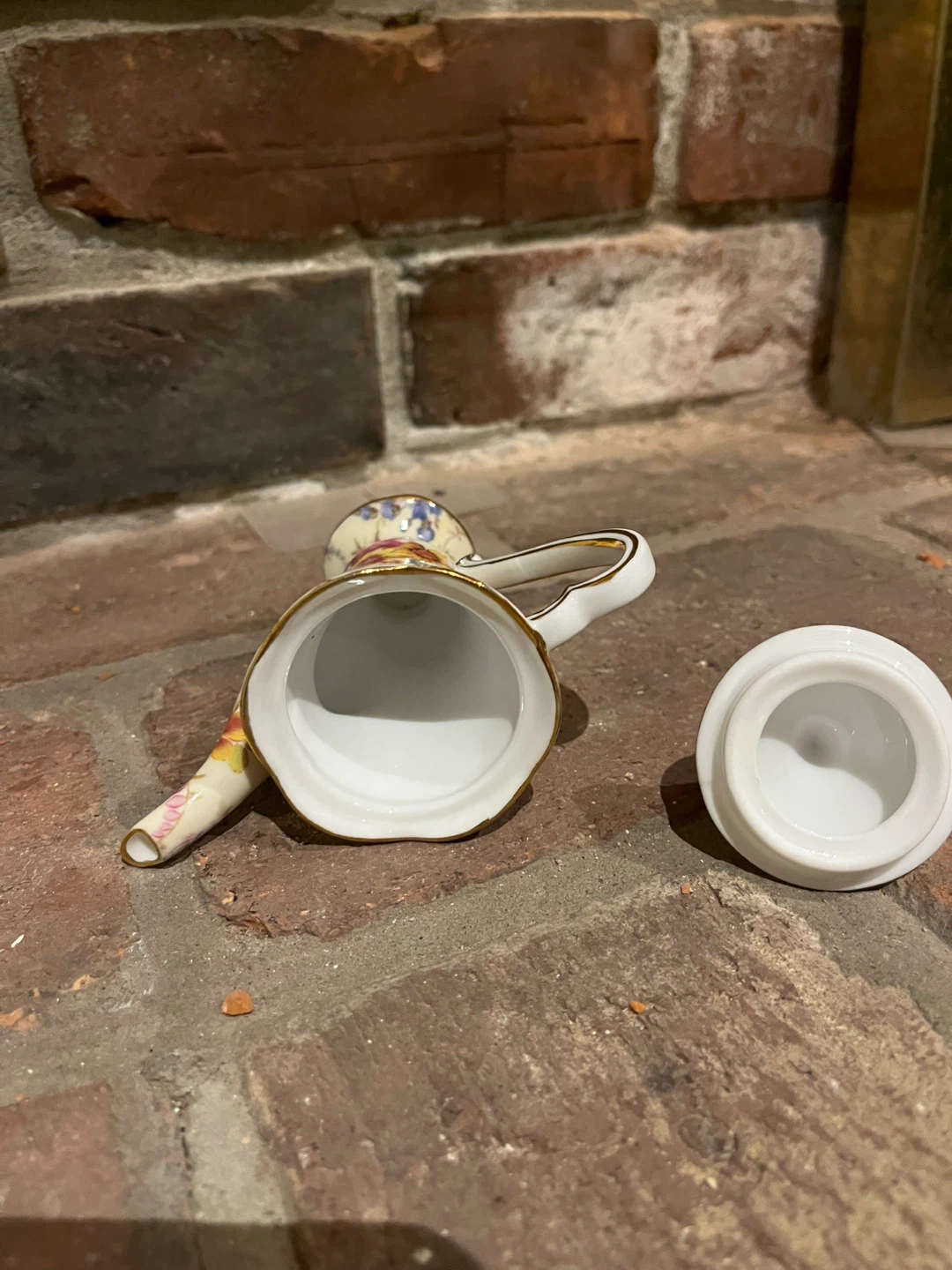 T. Limoges Miniature Porcelain Teapot - photo 3
