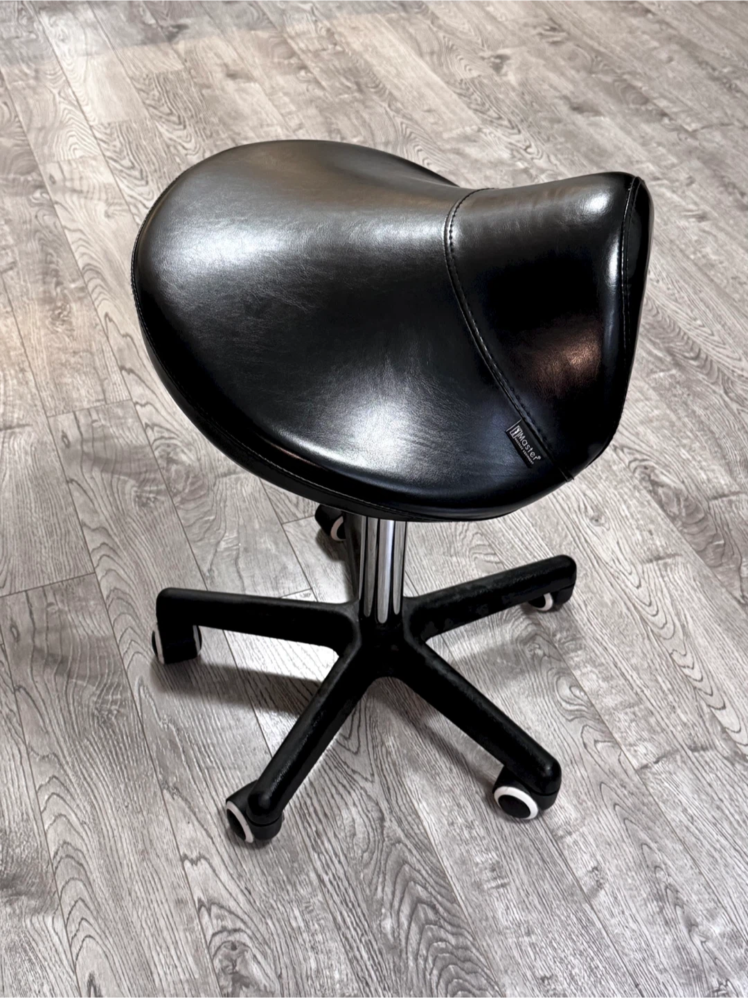 Master Massage Ergonomic Saddle Stool