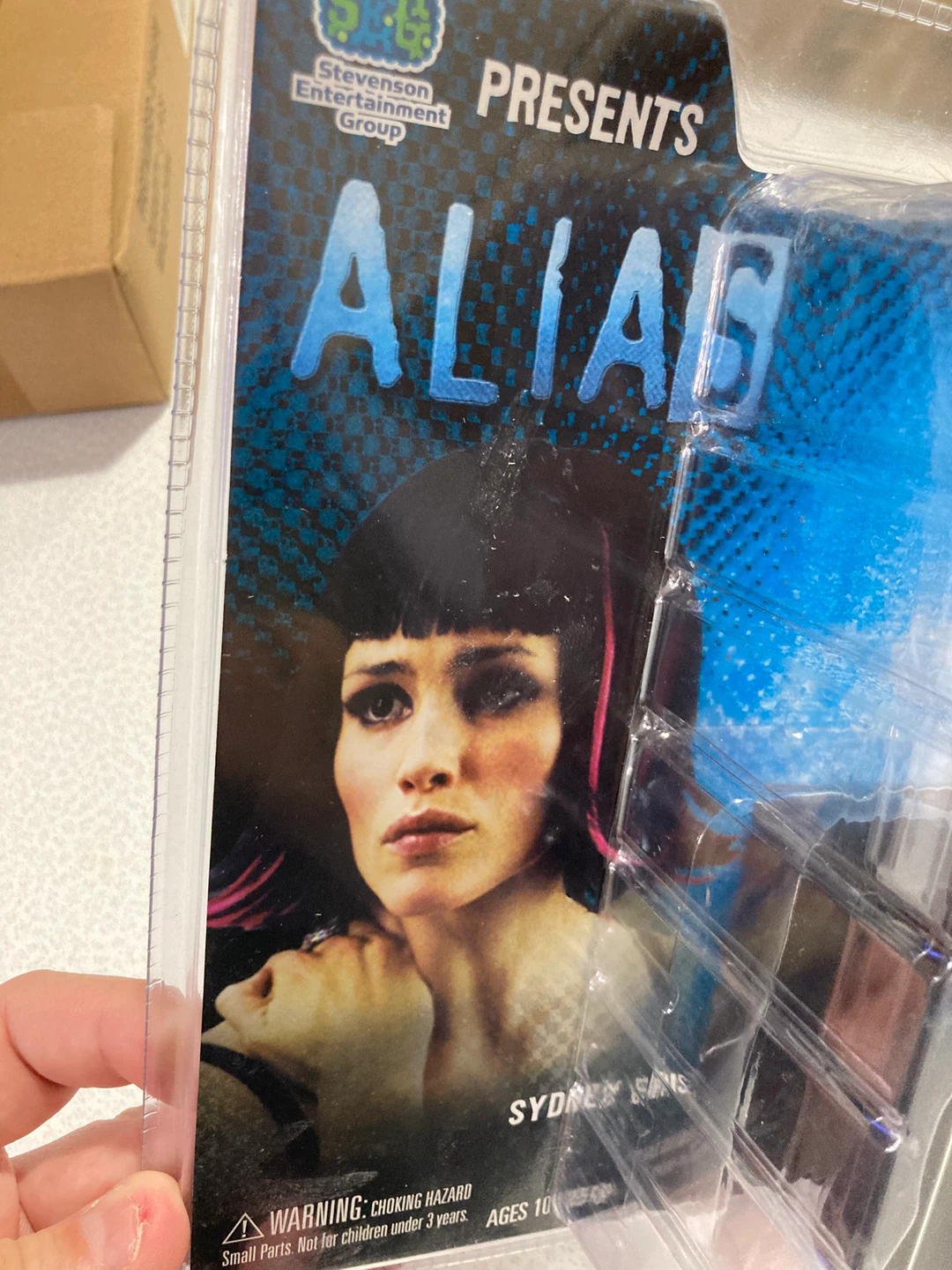 Alias Sydney Bristow In Rave Alias Action Figure - photo 5