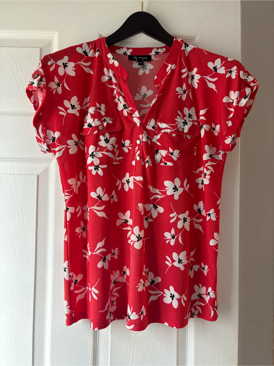 Women’s Shirt Size Large